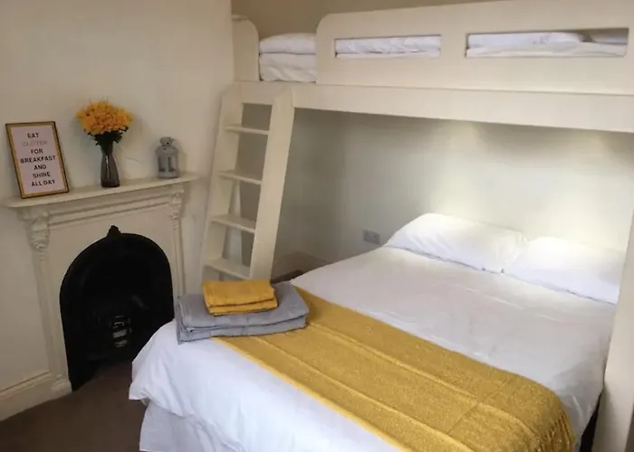The Leeman Rose Hotel